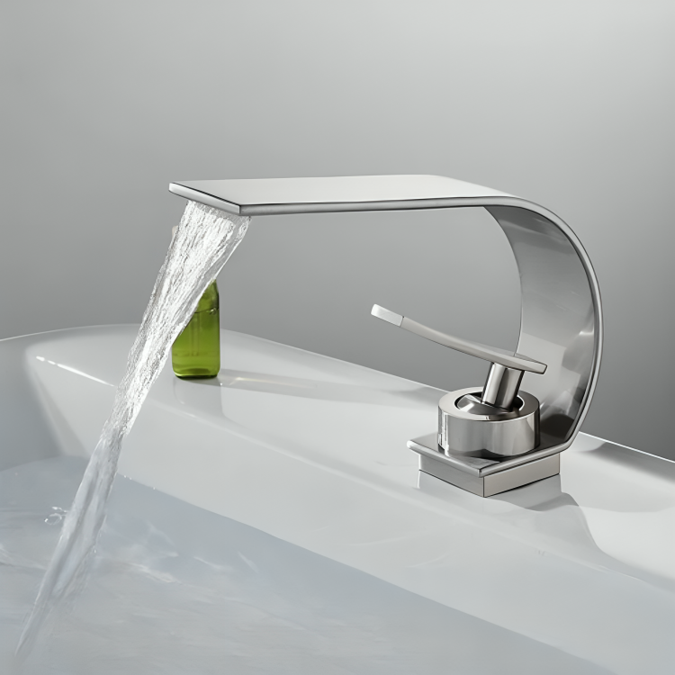 Robinet cascade de salle de bain doré – Design moderne et élégant